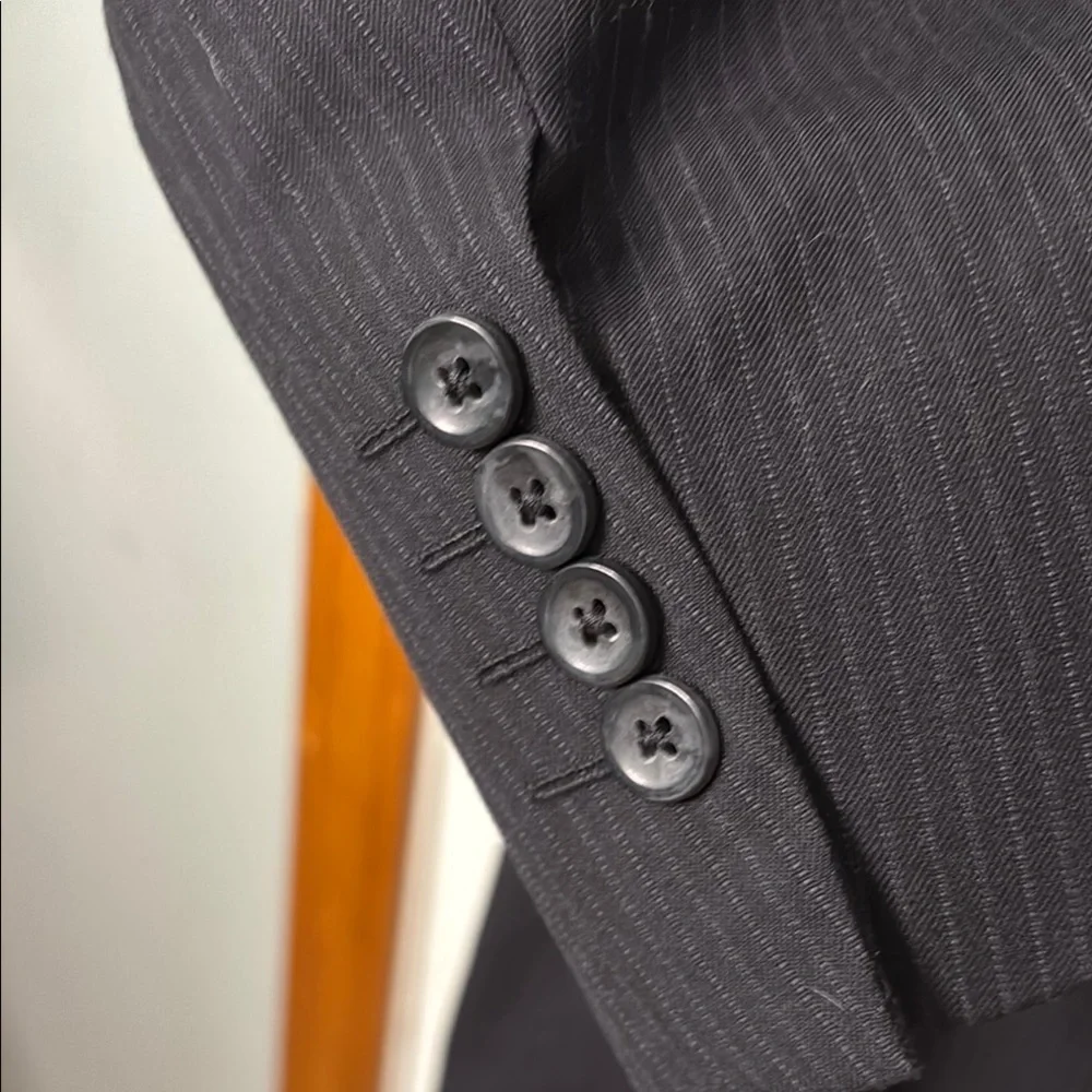 EUC J. Ferrar Men’s Black Classic Suit Set